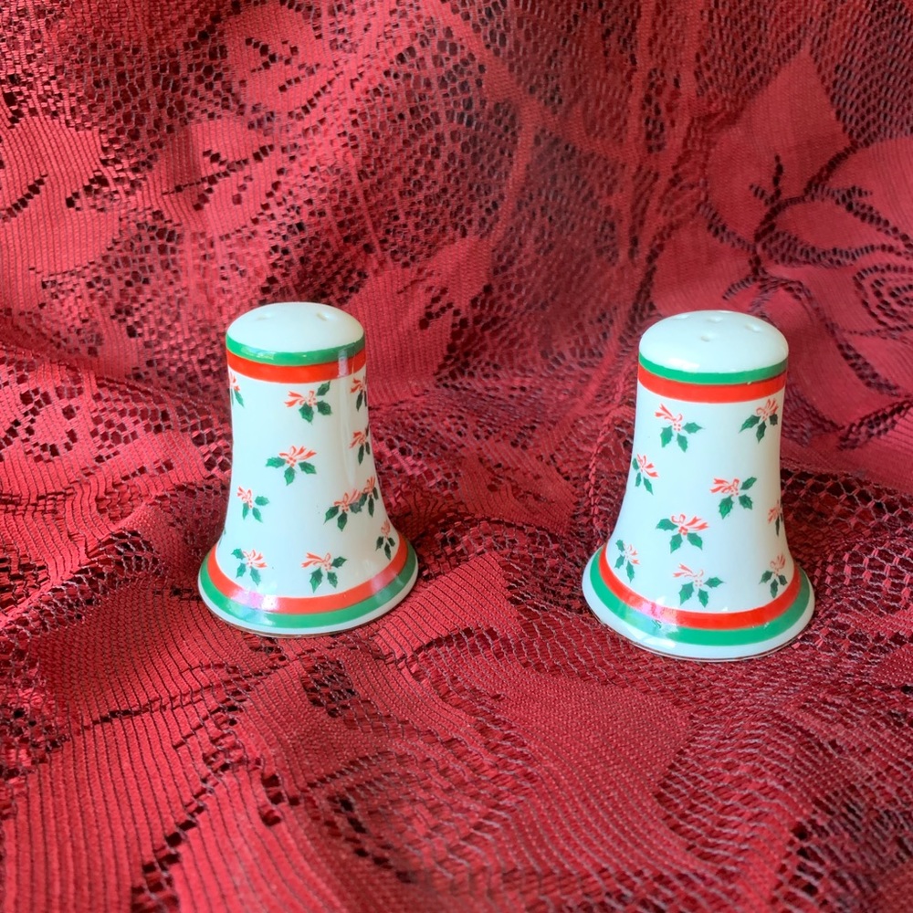 Festive Salt & Pepper shakers